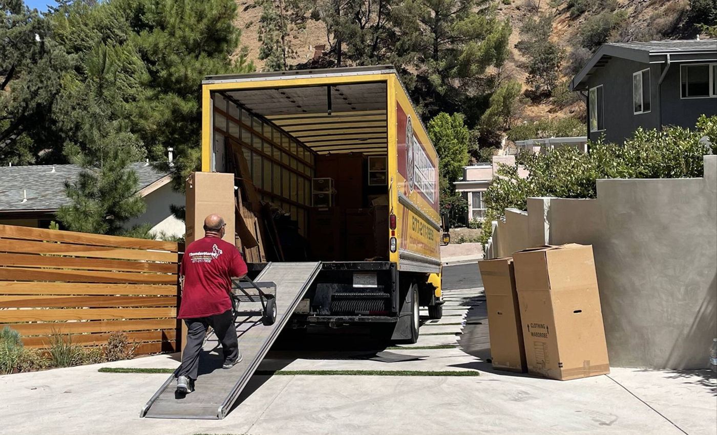 9 Signs You're Hiring a Reliable Moving Company in Los Angeles
